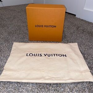 Louis Vuitton Gift Wrapping Box & Pouch